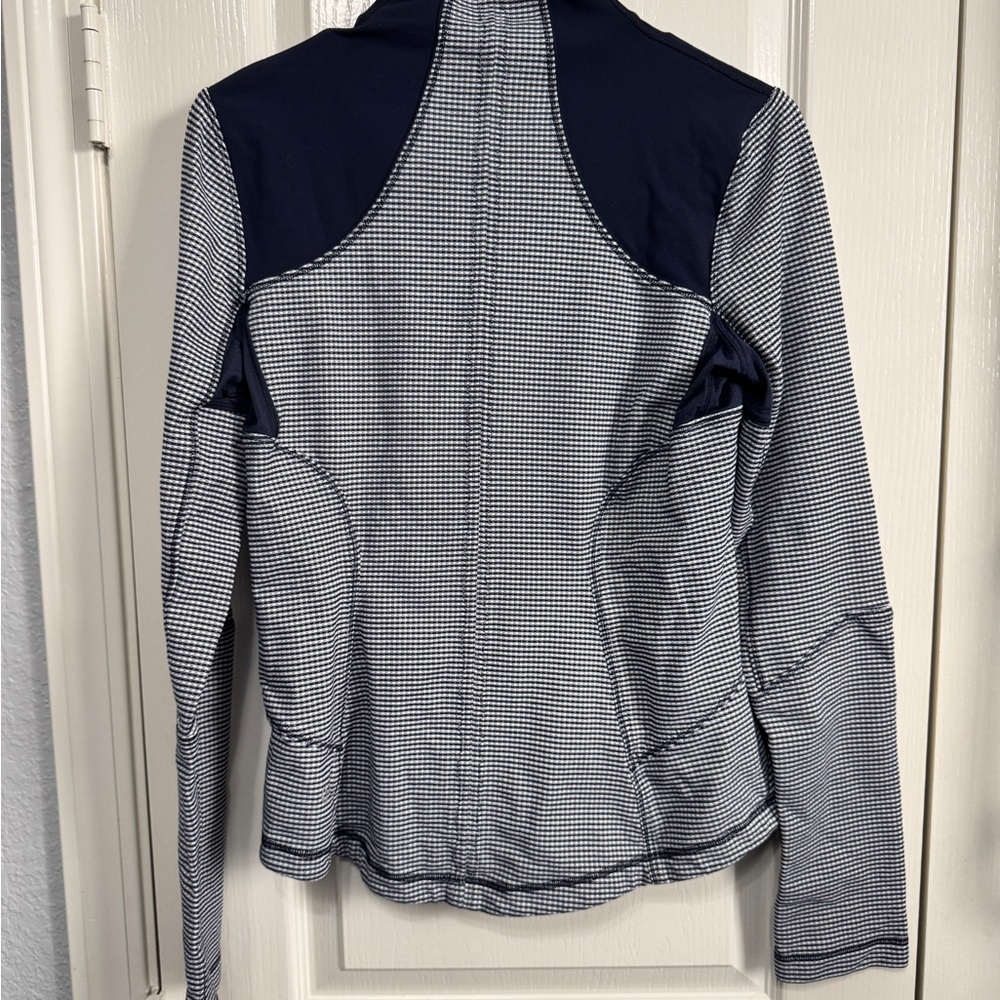Lululemon Forme Jacket - Picture 11 of 13